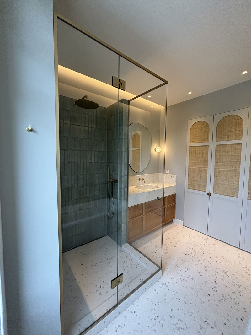 Douche en verre